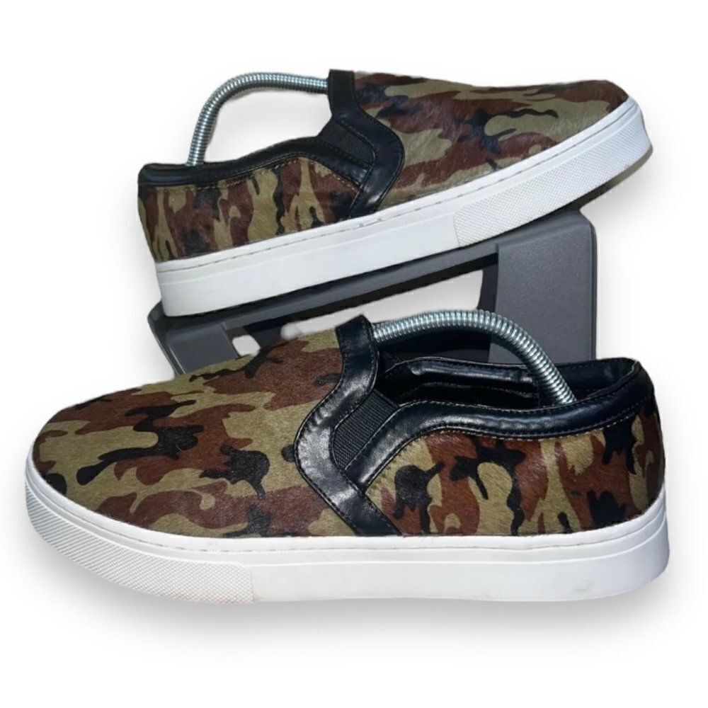 Hot in Hollywood Real Fur Camo‎ Slip-on Casual  Sneakers 353582 Women's 11M
